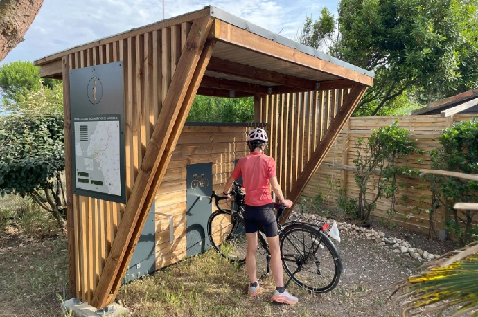 abri vélo bois