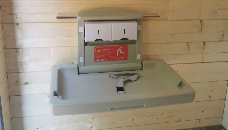 toilette PMR table à langer